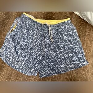 Trovels Blue and White Patterned Swim Trunks Size Large